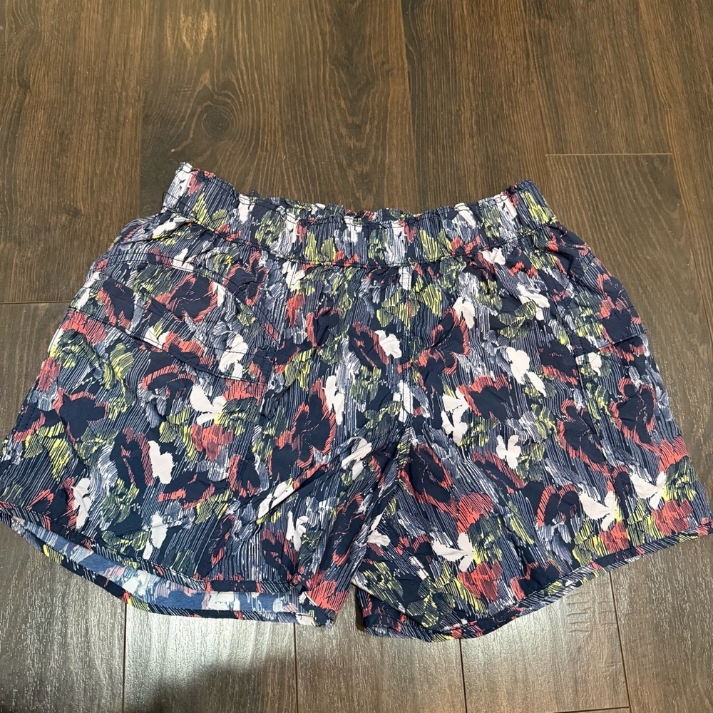 FREE PEOPLE MOVEMENT In the Wild Patterned Shorts